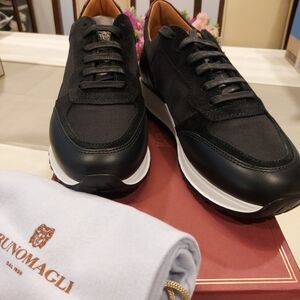 Bruno Magli Sneakers